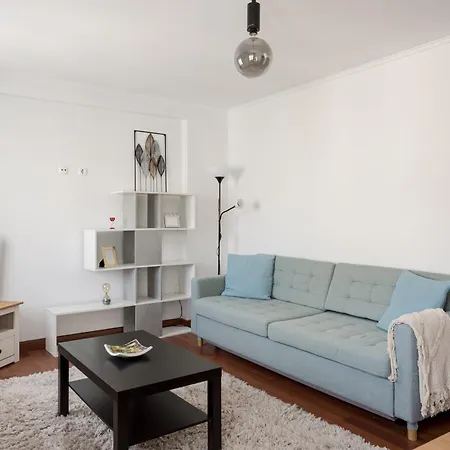 Apartment Olivais 2br *