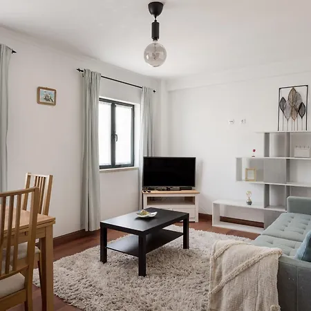 Olivais 2br Apartment Lisbon